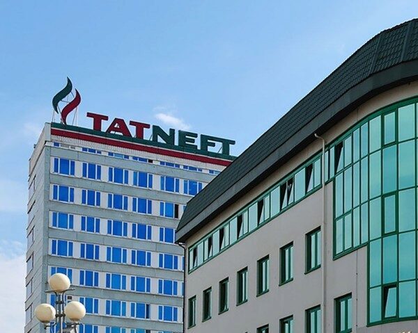 Финансовая группа «Сафмар» продала 2% акций «Татнефти»
