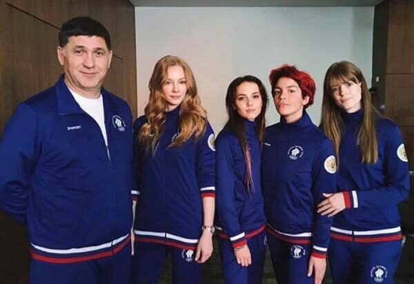 Ходченкова показала в Сети снимок сборной России по фехтованию из фильма «На острие»