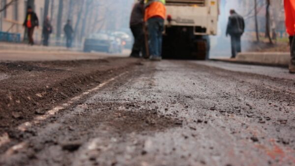 На ремонт дорог в районах Нижнего Новгорода выделят 883 млн рублей
