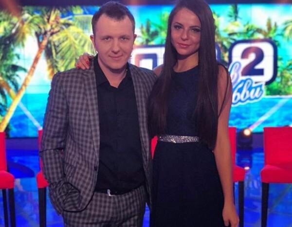 Ольга Жарикова вырвала клок волос у Алены Рапунцель во время недавней потасовки
