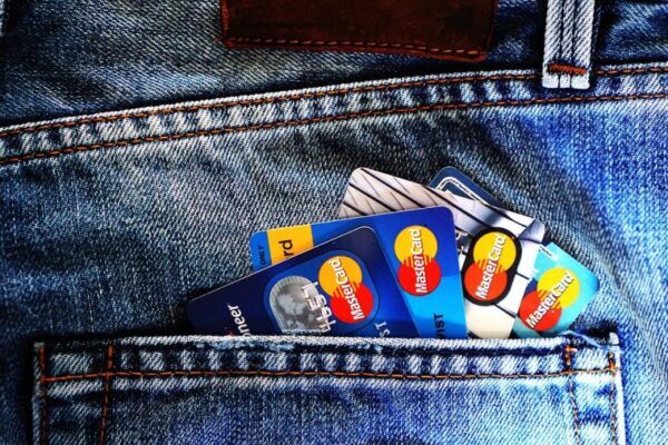 Промсвязьбанк предложил клиентам кредитную карту с двойным кэшбэком