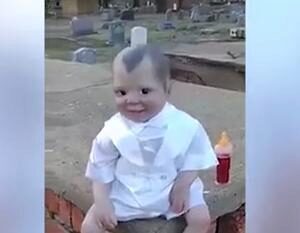 Следящая за людьми на кладбище в Бразилии жуткая кукла-вампир попала на видео