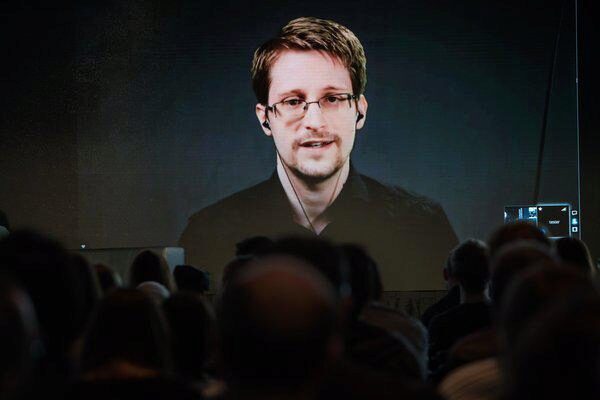 Сноуден сделал сенсационное признание в отношении нового директора ЦРУ в юбке