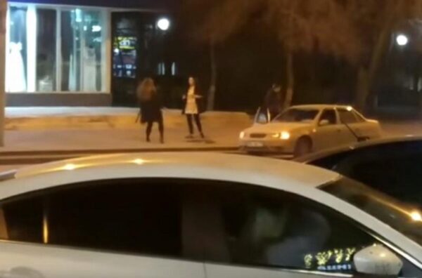 В Ростове «эротические» танцы двух девушек попали на видео