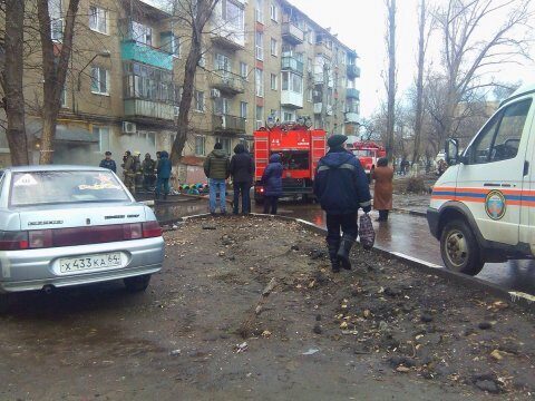 МЧС: В Заводском горели подвалы двух соседних домов