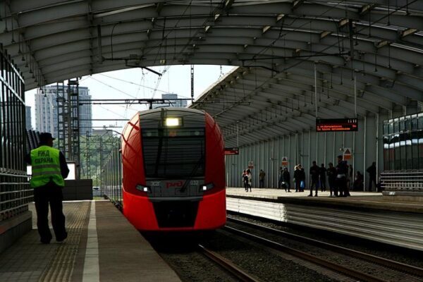 Режим работы станций московского метро изменится в дни репетиции парада