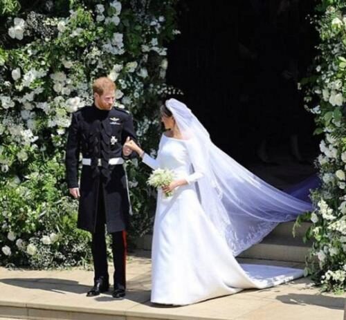 Конфуз на королевской свадьбе: Бекхэм и принцесса Беатрис жевали жвачку