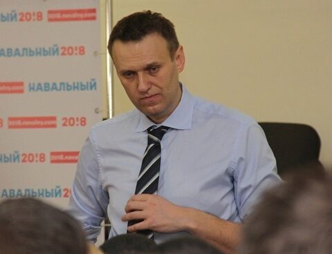 Навальному добавили еще 15 суток ареста за неповиновение полиции