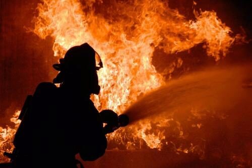 В Таганроге в загоревшемся доме погибли два человека