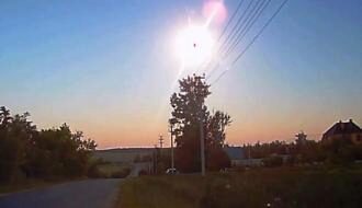 В небе над Россией взорвался метеорит: появилось видео