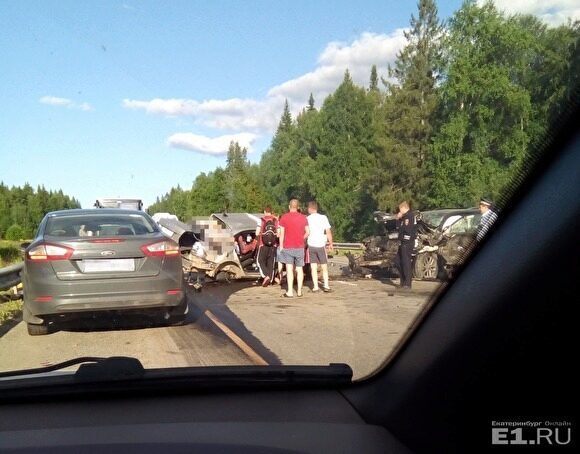 Пять человек погибли в ДТП на трассе Пермь — Екатеринбург