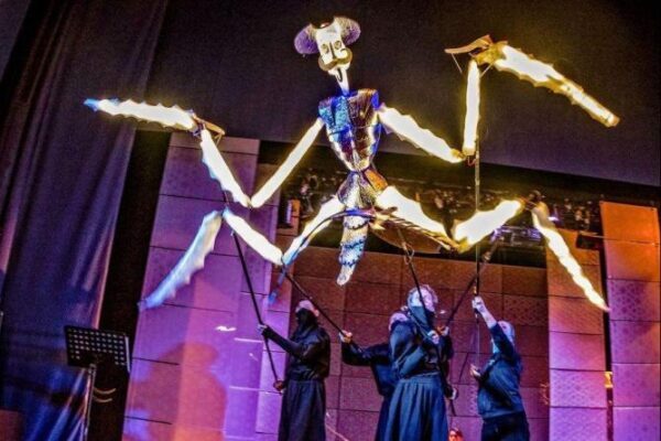 В Екатеринбурге открылся международный фестиваль кукольных театров