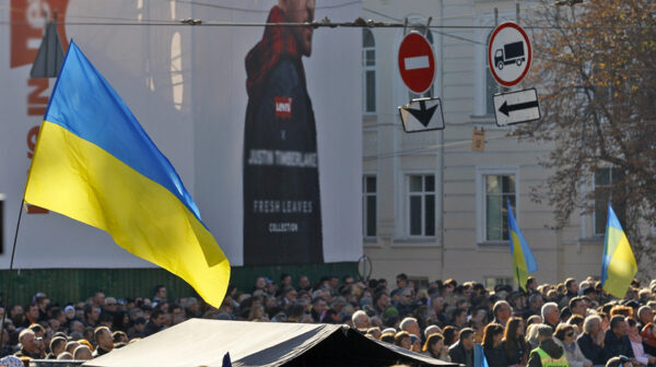 Новые санкции затронут сотни украинских жителей — Медведев