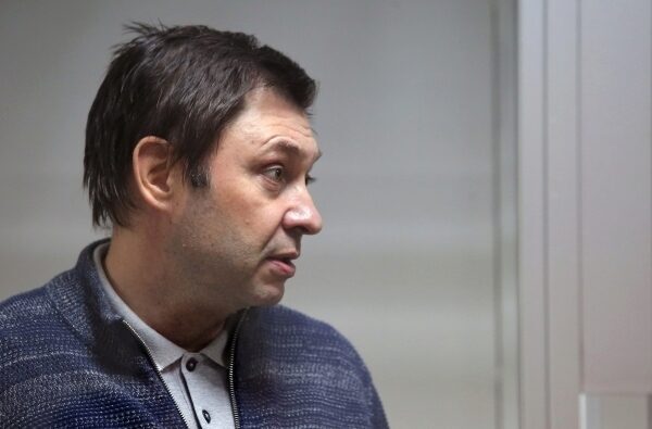 Суд начал рассматривать апелляцию на продление ареста корреспондента Вышинского
