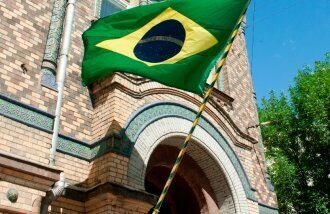 В Бразилии суд возобновил слушания, по итогам которых президент страны может потерять пост