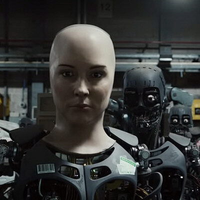 Chemical Brothers показали вечеринку роботов на складе (Видео)