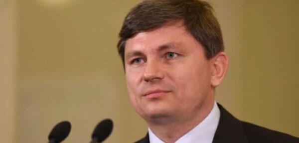 Герасимов прокомментировал заявление о том, что украинская власть вынуждена воровать