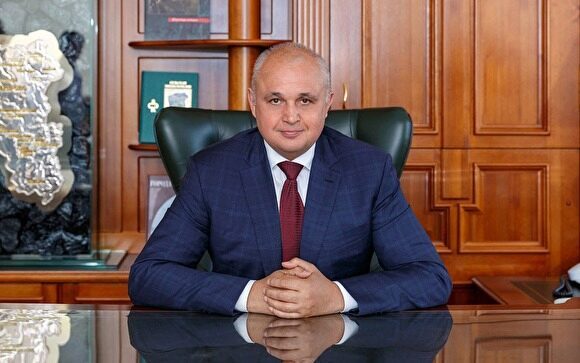 Глава Кузбасса отчитал лидера областного отделения КПРФ за водолазку