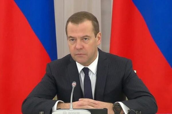 Медведев: Системы ЭРА-ГЛОНАСС пока не будет в Приморье