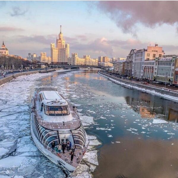 На Москве-реке открыли зимние сезоны мореходства