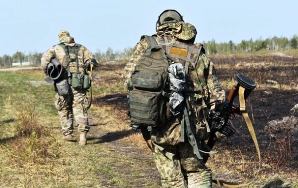Оккупанты на Донбассе открывали огонь из пулеметов и минометов: ранен украинский воин