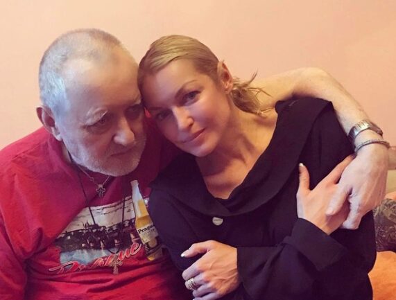 Пережившего инсульт отца Анастасии Волочковой избивает ее мачеха