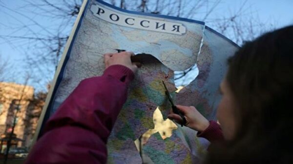 Правительство России рассмотрит проект о разделении России на макрорегионы - СМИ