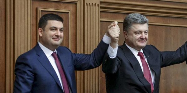 Президент Украины заступился за Владимира Гройсмана