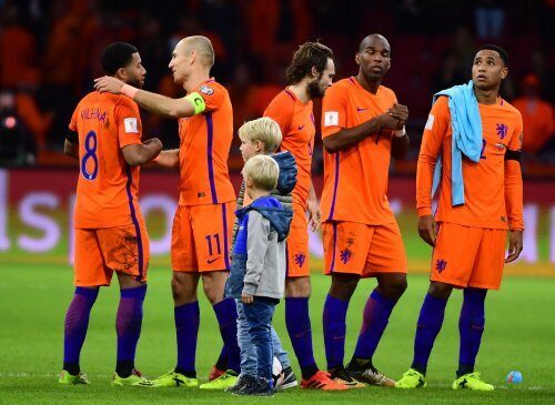 Путёвка домой: сборная Нидерландов победила Францию и выбила Германию