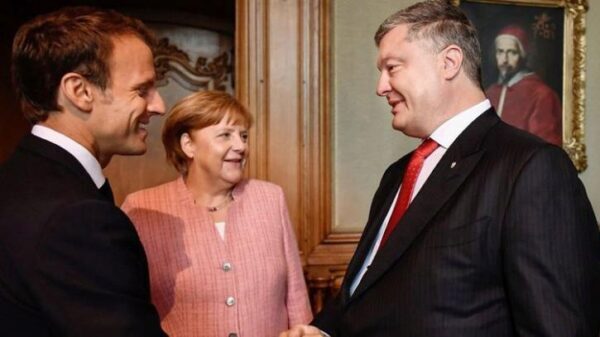 «Украина чувствует мощную поддержку» Запада: Порошенко рассказал об итогах встречи с Макроном и Меркель