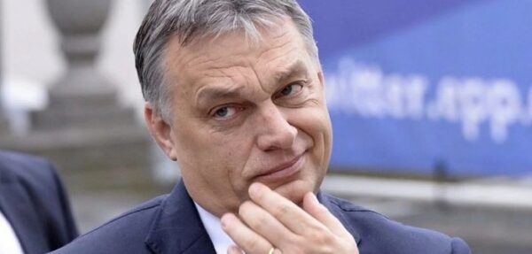 Венгрия заявила, что ее посла не вызывали в МИД Украины из-за слов Орбана