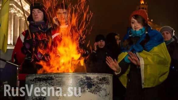 Замерзающие без отопления киевляне и одесситы вышли на акции протеста (ФОТО, ВИДЕО)
