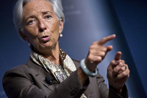 Глава МВФ предупредила об угрозе последствий протестов для экономики Франции