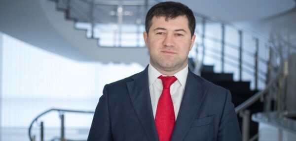 Кабмин обжалует восстановление Насирова в должности