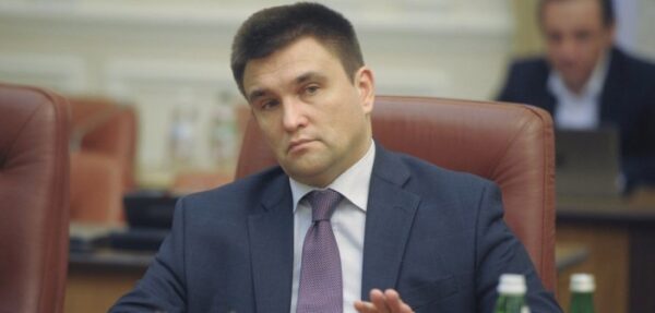 Климкин: Венгрия пообещала не выдавать паспорта украинцам на Закарпатье
