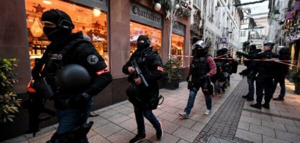 Мэр Страсбурга назвал нападение стрелка терактом