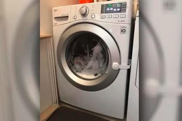 На Ямале 3х-летний малыш задохнулся в стиральной машине