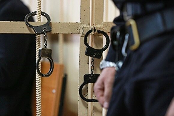 На Урале местный житель, искусавший полицейского, получил срок в колонии строгого режима