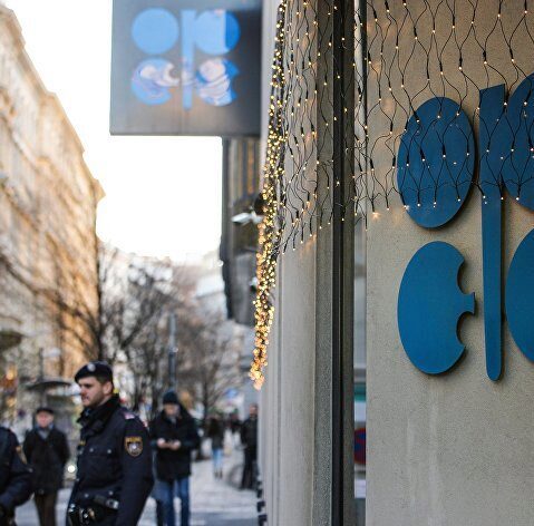 ОПЕК+ рассчитывает освободиться от излишка нефти на рынке в первом квартале