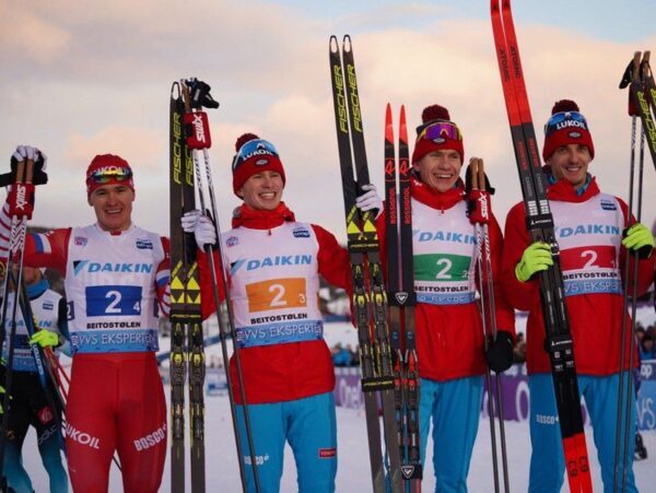 Почти «золото»: российские лыжники завоевали серебро в эстафете в Бейтостолене, проиграв победителям менее 1 секунды