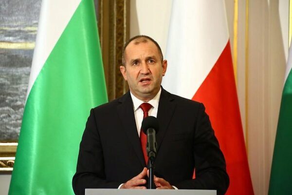 Президент Болгарии: ЕС не должен быть заложником амбиций Киева