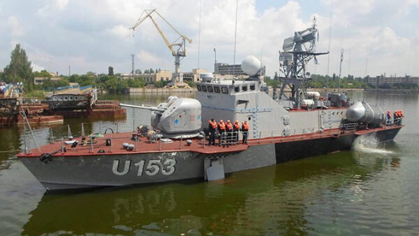 С уникального ракетного баркаса ВМС Украины сняли пусковые установки