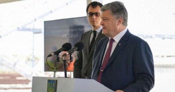 Украинскому кабинету министров предложили отменить поезда в Россию