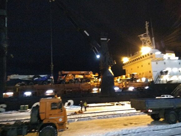 В Мурманске несколько дней блокировали разгрузку судна «Новатэка» из Сабетты