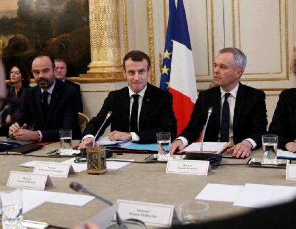 Во Франции подсчитали, сколько средств понадобится на объявленные Макроном экономические меры