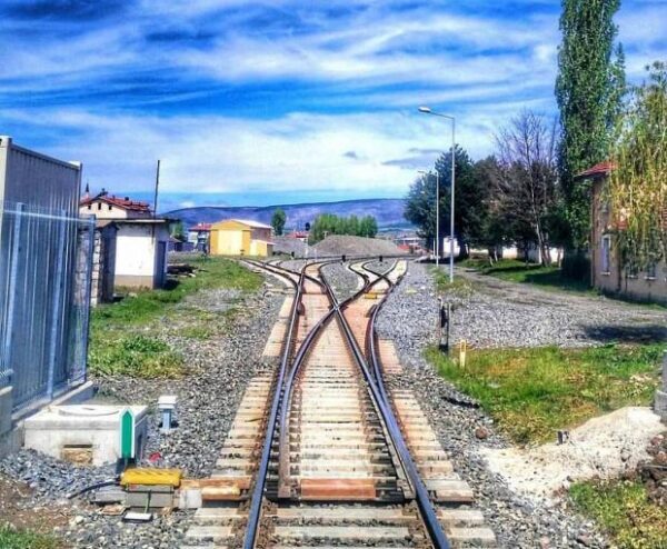 Высокоскоростной поезд сошел с рельсов в Анкаре