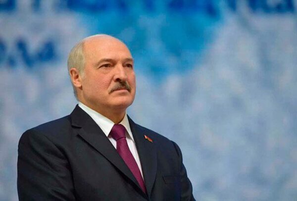 Лукашенко назвал условия для объединения с Россией