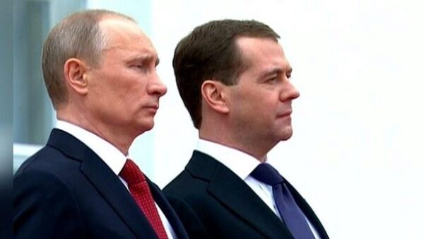 Медведев оптимизирует правительство реорганизацией