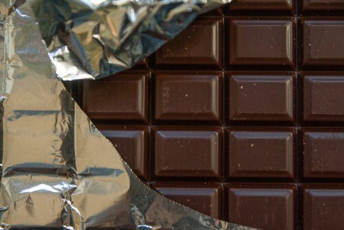 Шоколад назвали самым эффективным лекарством от кашля