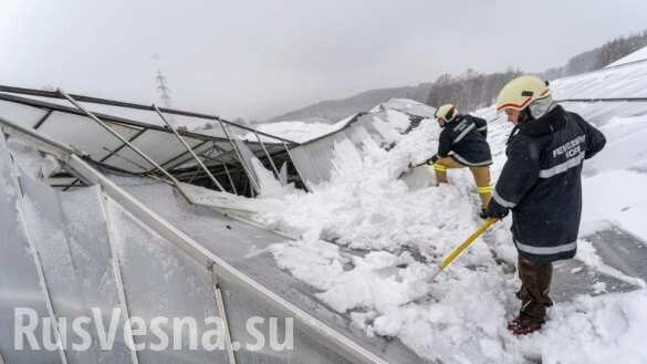 Снегопады в Европе: погиб 21 человек